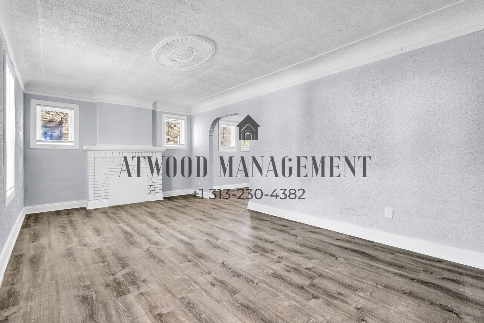 Building Photo - This beautifully updated 3-bedroom, 1-bath single-family home is ready for move-in!