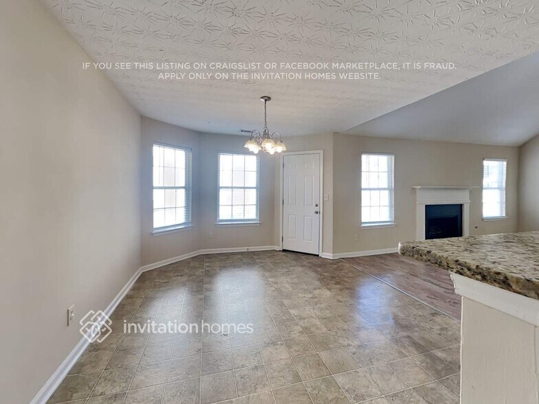 Building Photo - 4444 Grove Lake St SW