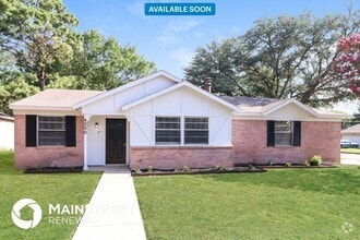 Building Photo - 4000 School Hill Cir