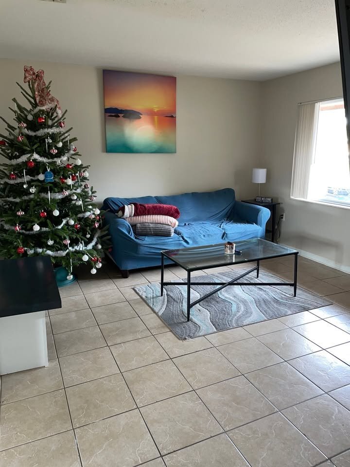 Building Photo - 63 Friendly Ln