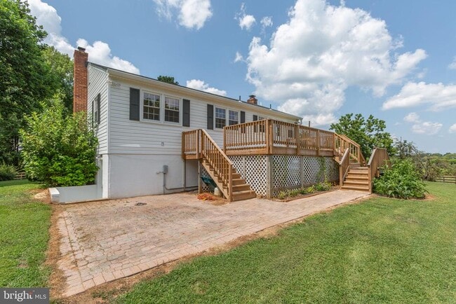 Building Photo - 18136 Pepmeier Hill Rd
