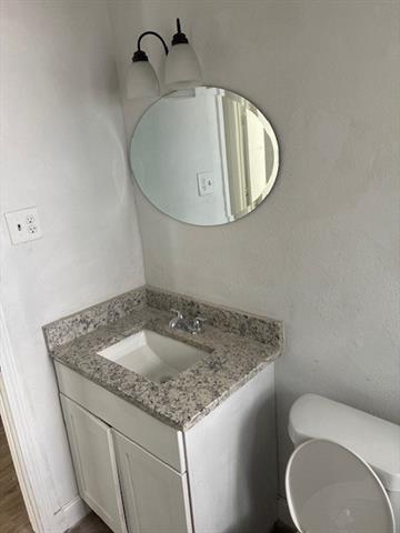 Building Photo - 1107 Pecan Ave