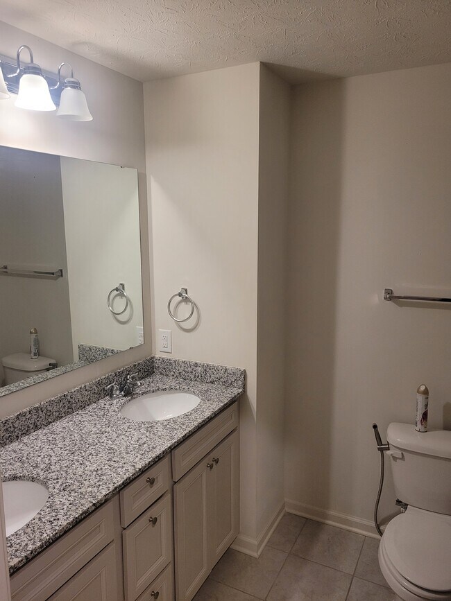 Building Photo - 13228 Caterwood Cir