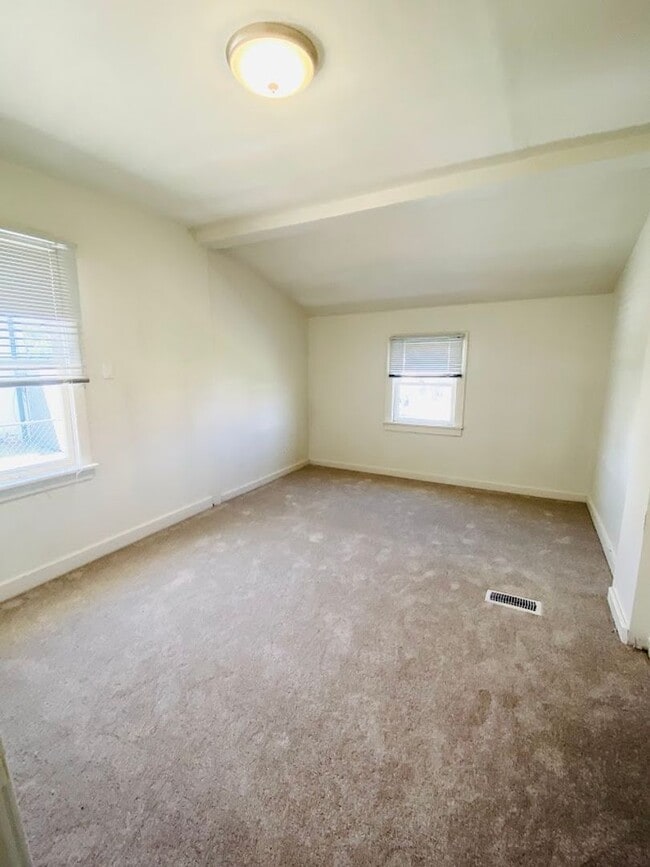 Building Photo - 171 N 800 W