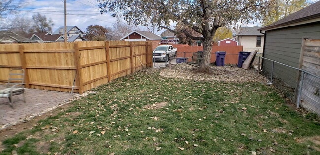 Building Photo - 4288 Hooker St