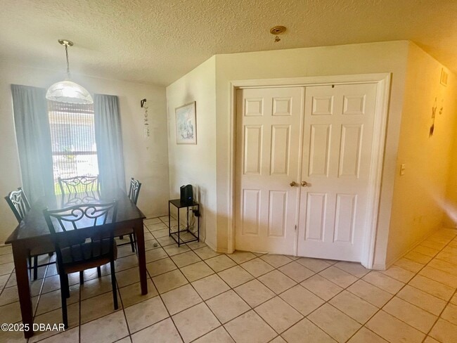 Building Photo - 122 Ullian Trail