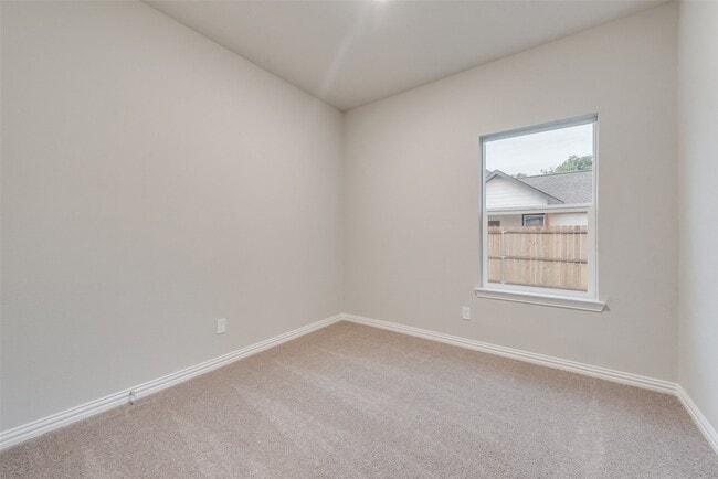 Building Photo - 3709 Washington St