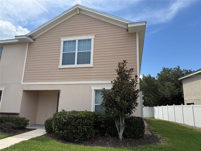 Building Photo - 5011 Chipotle Ln