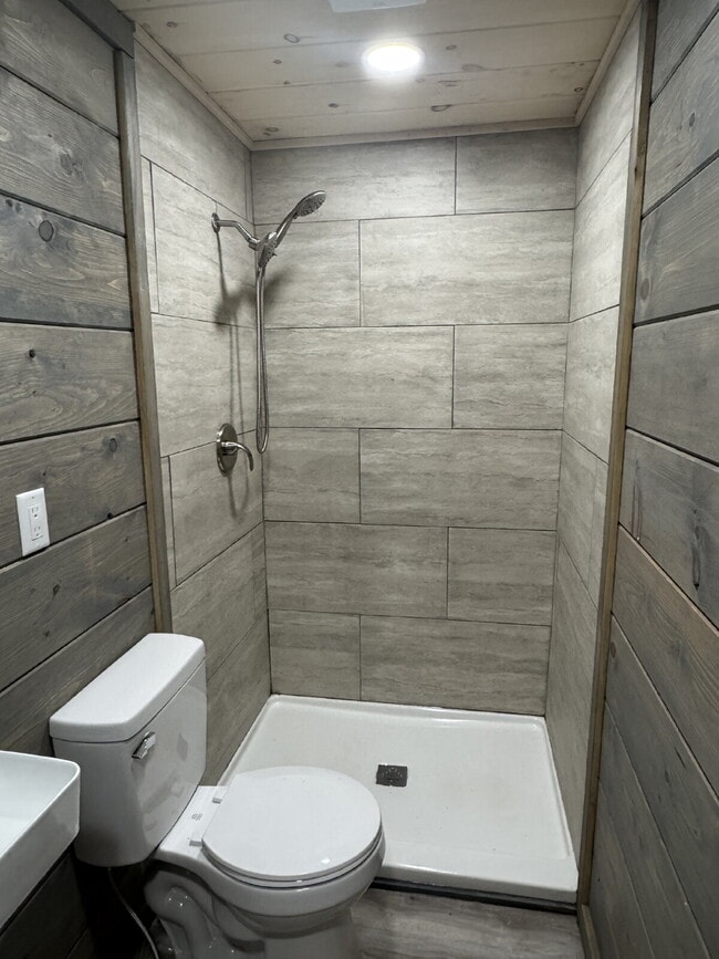 Building Photo - "Charming 1-Bedroom Retreat in Valley Head – Cozy 360 Sq. Ft. Tiny House!"