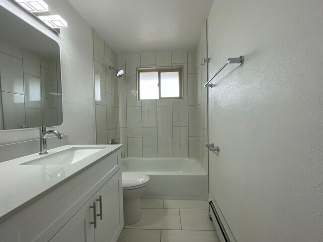 Building Photo - 762 Vrain St