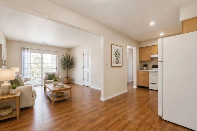 Living Area - Mexico Meadows Apartments