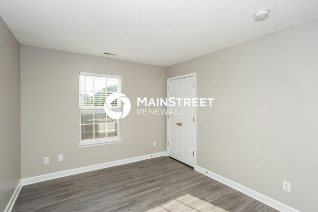 Building Photo - 3 Bedroom Pet-Friendly Home in Charlotte, ...