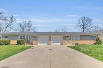 Building Photo - 2587 Jaycox Rd