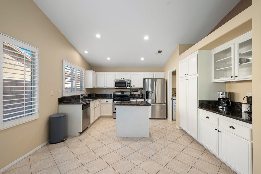 Building Photo - 79309 Paseo del Rey