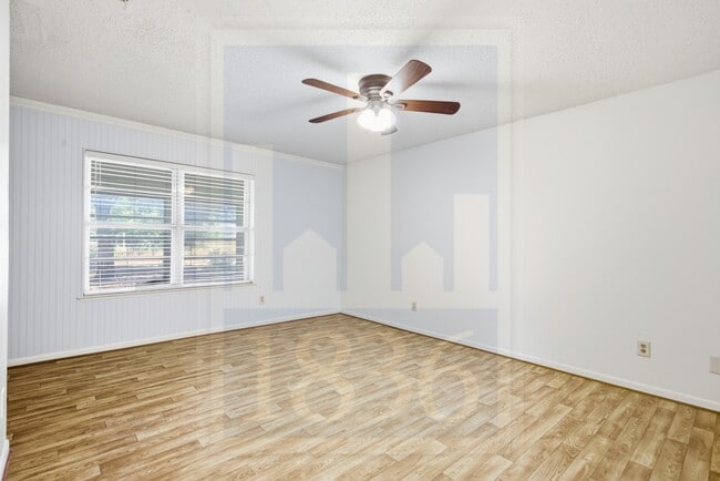 Building Photo - 609 Carlos G Parker Blvd NW