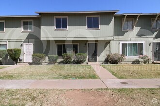 Building Photo - 2607 W Wolf St