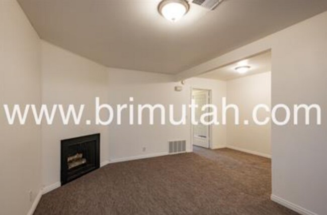 Building Photo - 1418-1426 S. 1100 E. - 5S