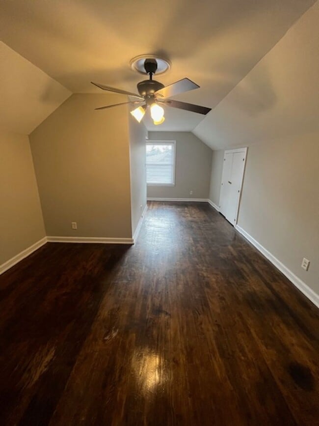 Building Photo - 1503 Roanoke Rd