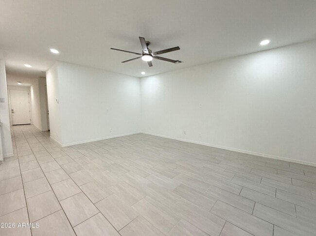 Building Photo - 11313 E Unger Ave