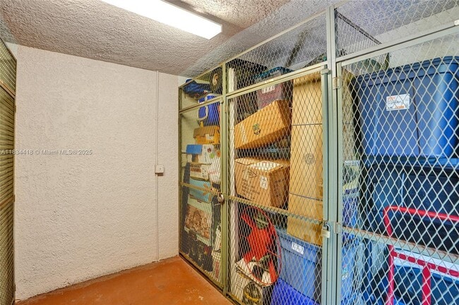 Building Photo - 370 NW 76th Ave