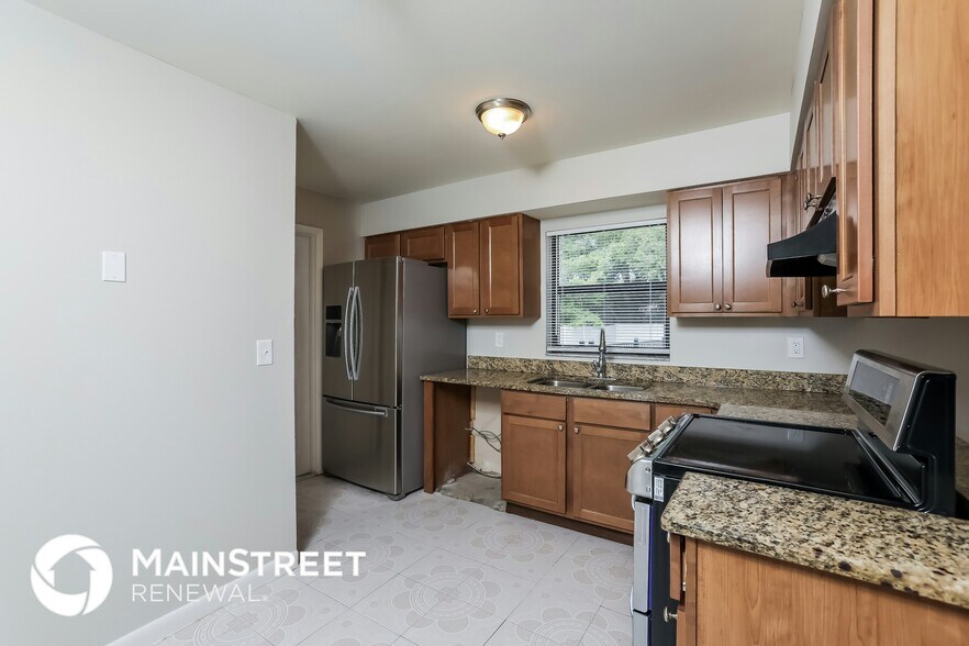 Building Photo - 116 N Buena Vista Ave