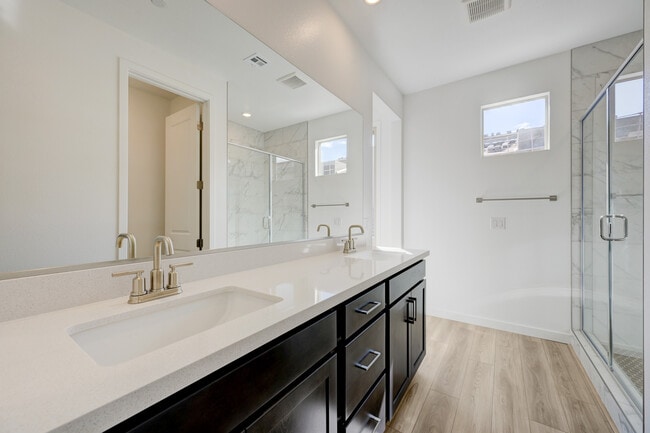Building Photo - 1533 Melodic Lark Dr