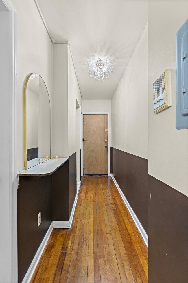 Building Photo - 2700 John F. Kennedy Blvd