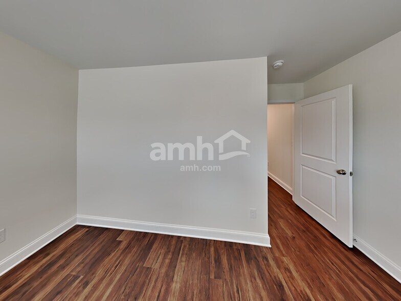 Building Photo - 1310 Bethany Dallas Dr