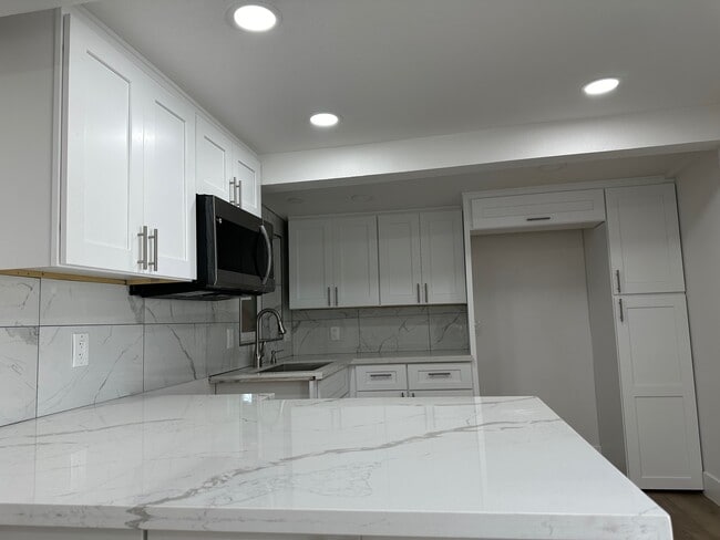 Building Photo - 1309 S Hamilton Blvd
