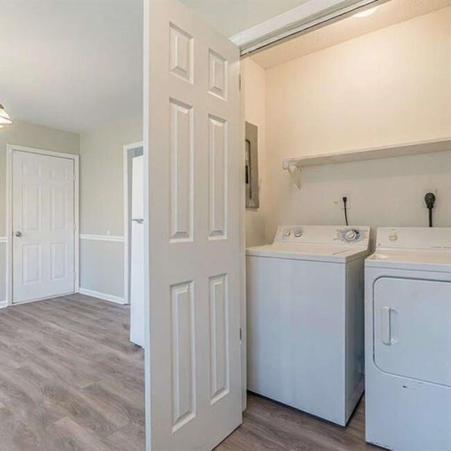 Building Photo - 475 Jordan Hill Rd