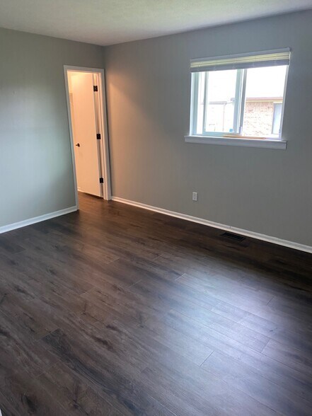 2nd Bedroom - 1035 Pine St