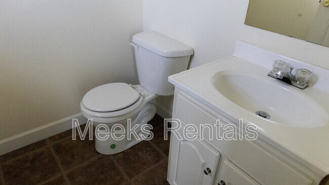 Building Photo - 421 Mill Rd