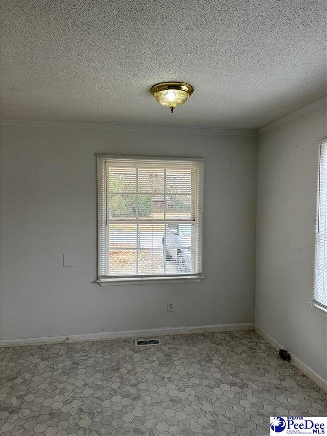 Building Photo - 713 Georgetown St