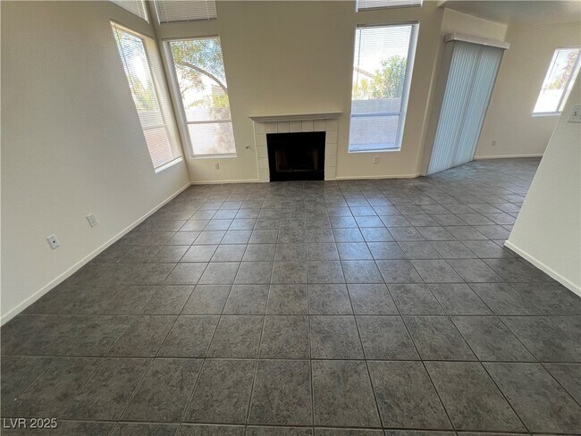 Building Photo - 8104 Hercules Dr