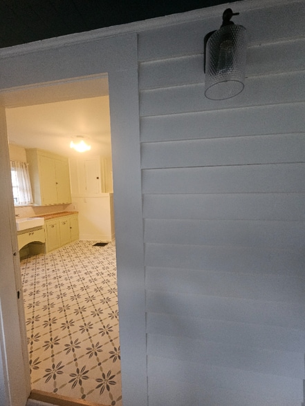 Building Photo - 3265 NE Alberta St