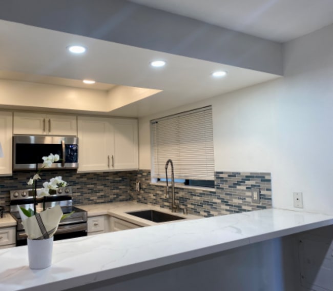 Building Photo - 5000 S Centinela Ave