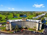 Building Photo - 8950 Park Blvd