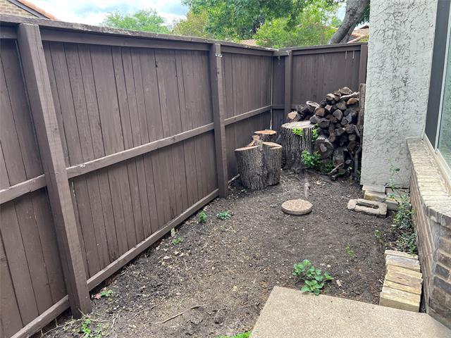 Building Photo - 14151 Montfort Dr