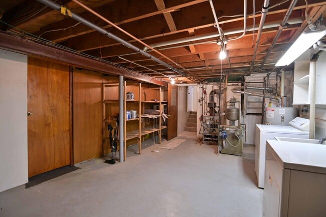 Building Photo - 2807 Washington Rd