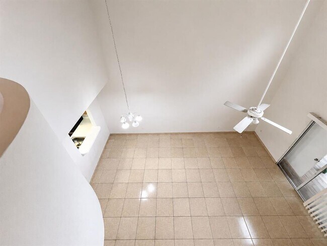 Building Photo - 14426 Island Cove Dr