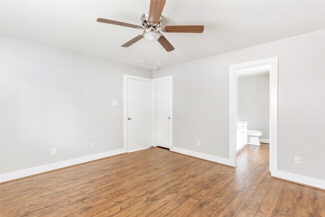 Building Photo - 20192 Alden's Oak