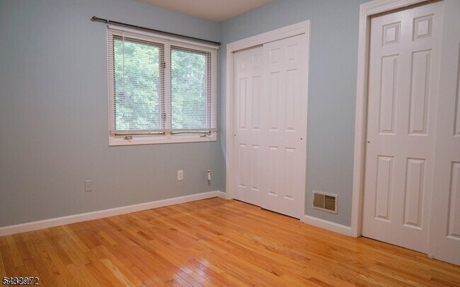 Building Photo - 61 Patriots Rd