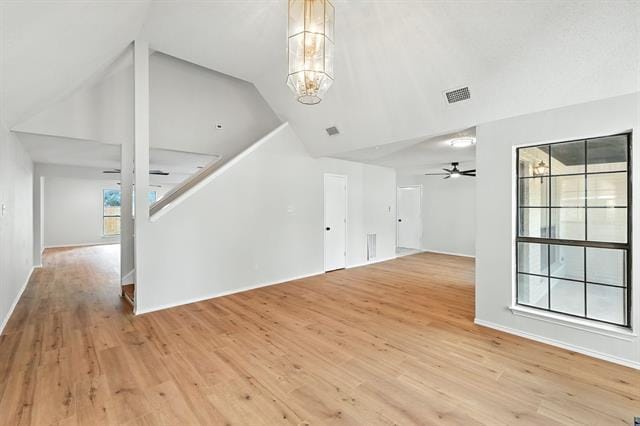 Building Photo - 712 Greenleaf Dr