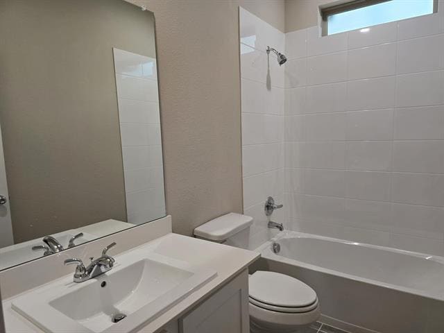 Building Photo - 3905 White Rock Dr