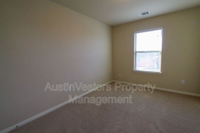 Building Photo - 4504 Esper Ln