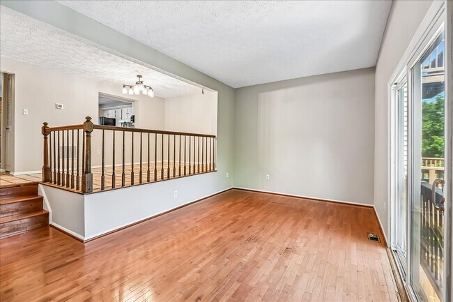 Building Photo - 8346 Sperry Ct