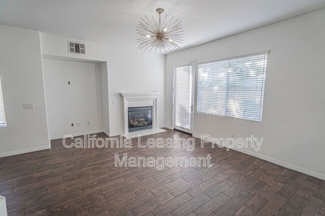 Building Photo - 23939 Brescia Dr
