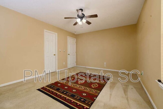 Building Photo - 846 W Emerald Springs Dr