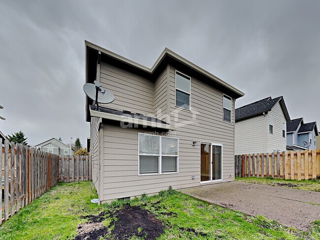 Building Photo - 847 NW 1st Ave