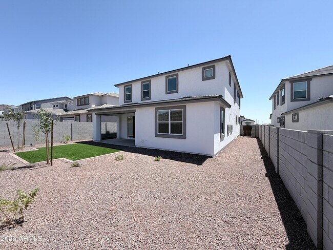 Building Photo - 7022 W Pinnacle Vista Dr